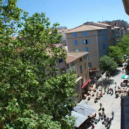 Proche Opera Et Gare *